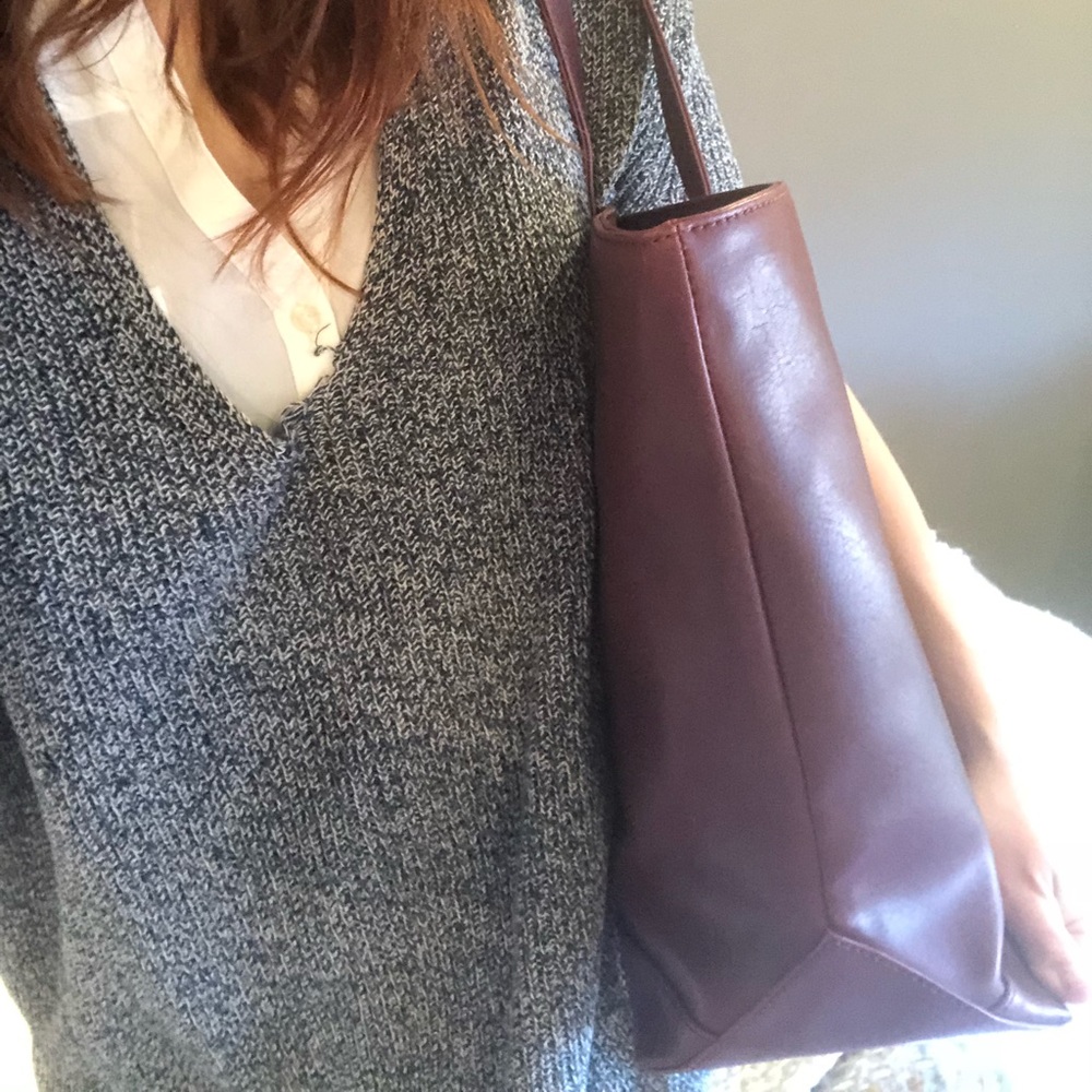 Matt & Nat Tote - Picture 6 of 8